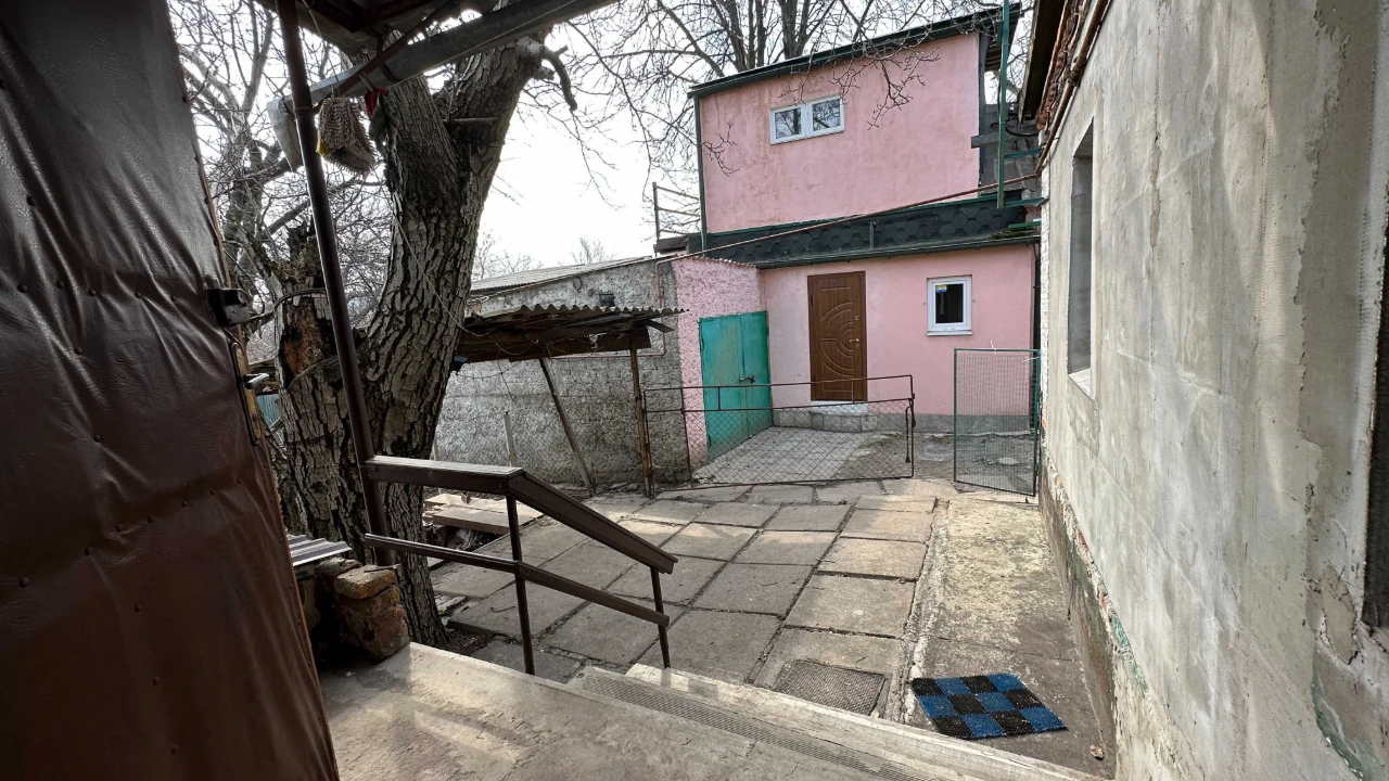 Продам по сертификату-ваучеру 4 комнатный дом в ЦЕНТРЕ, возм