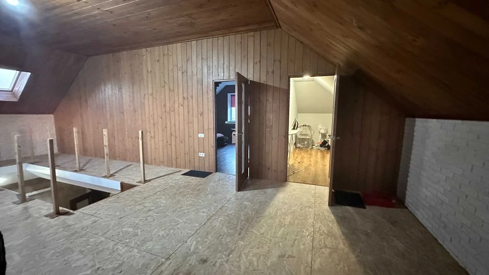Продам 2-х этажный дом с ремонтом район ул. Киевской Днепр