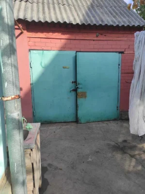 продам  дом Мирный