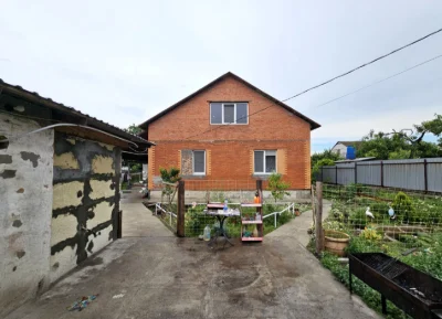 Продам будинок у селищі Шевченка, вул. Кадрова.