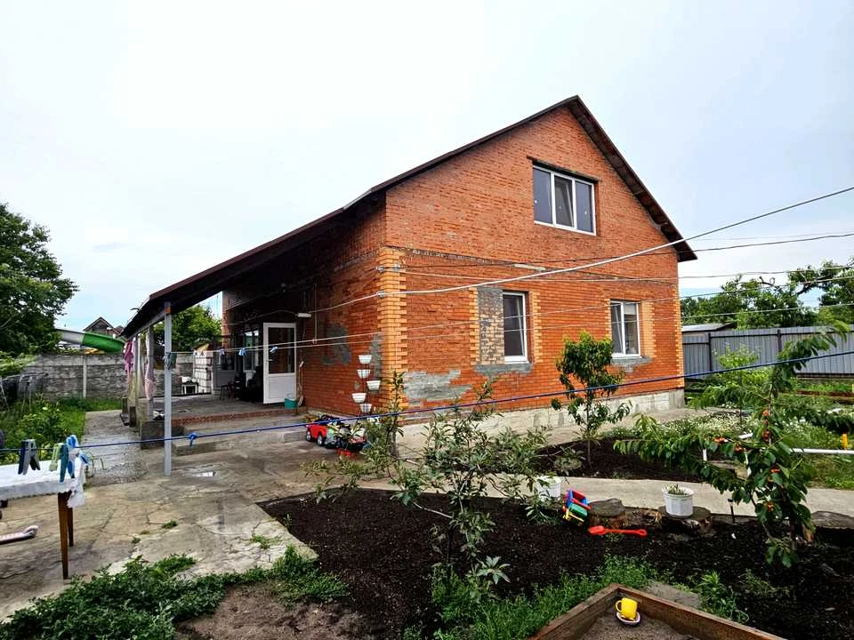 Будинок. Дніпро, Кадрова вул.