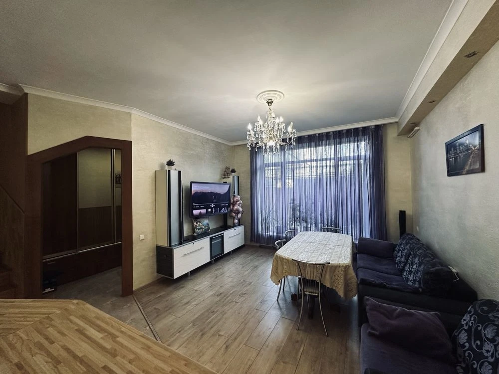 Продаж 5к таунхаусу Калинова/Образцова Вул. Араратська 13