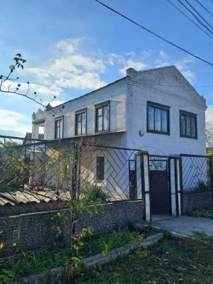 Продам 2-х этажный дом, 8 комн.дом 125 кв.м, 2 отдельные 4-х