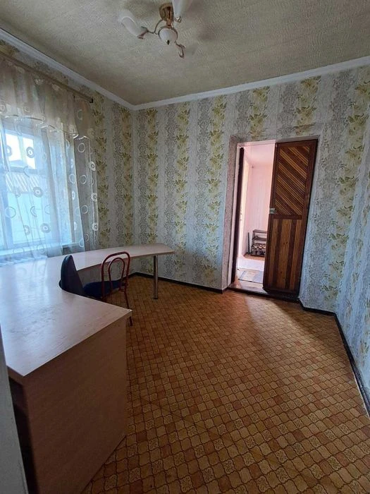 Продам 2-х этажный дом, 8 комн.дом 125 кв.м, 2 отдельные 4-х