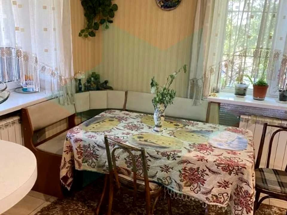 Будинок. Дніпро, Максима Березовського вул. (Попудренка)