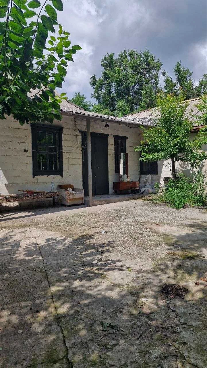 Продам будинок , р-н пр. Науки. Газ, автономне опалення без