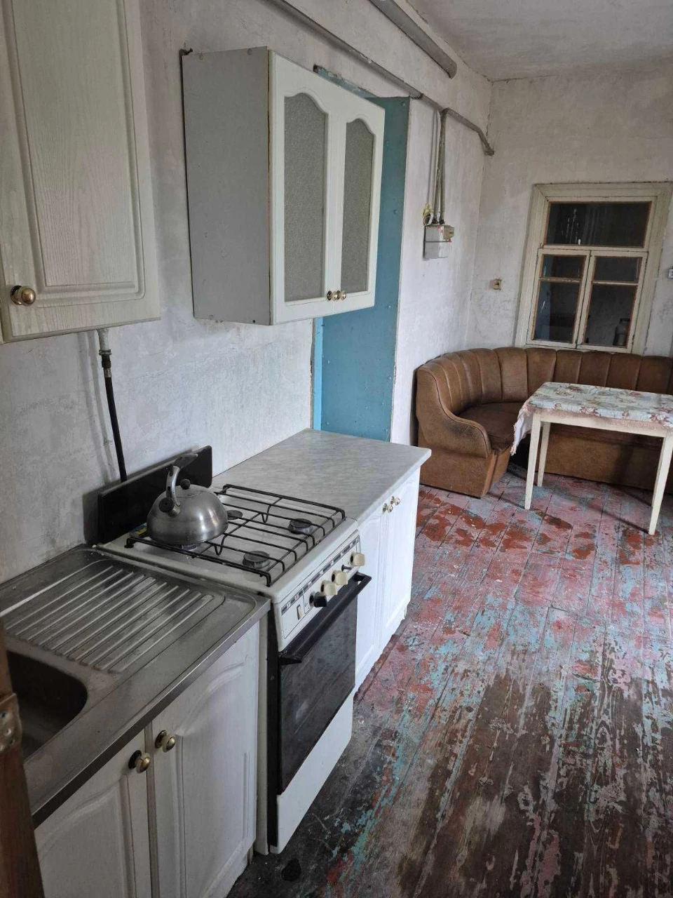 Продам будинок , р-н пр. Науки. Газ, автономне опалення без