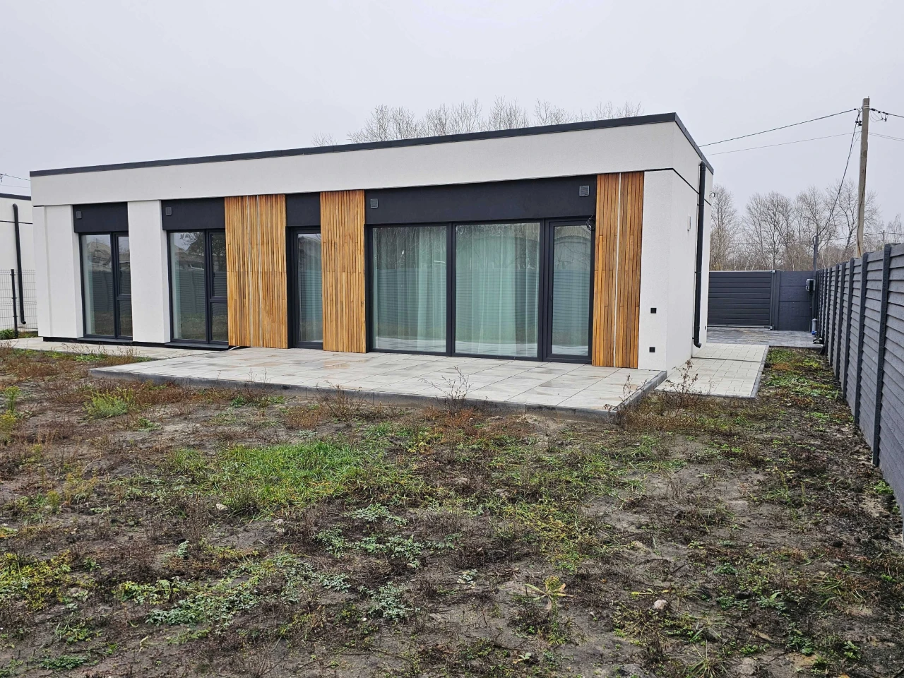 Продам Стильний Одноповерховий Будинок 105м² з Ремонтом вул.