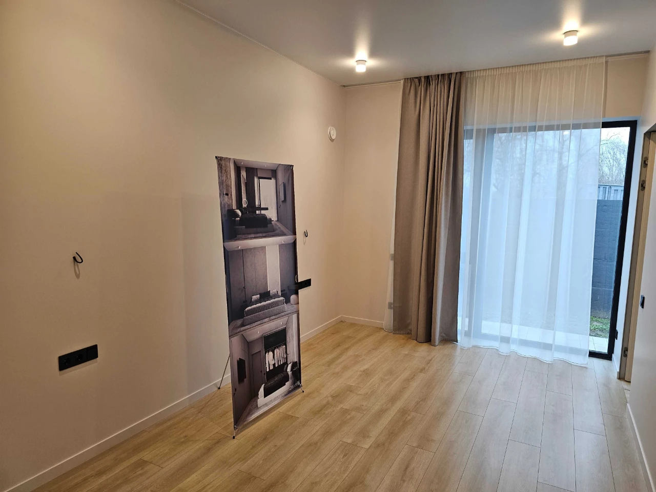 Продам Стильний Одноповерховий Будинок 105м² з Ремонтом вул.
