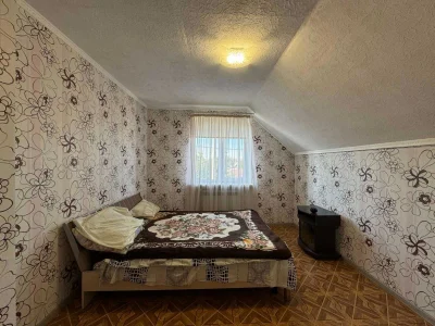 Продам будинок на Мирному