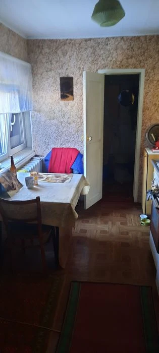 В Днепре, продам или поменяю на Каменское, свой дом в тихом