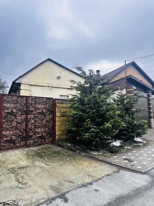 Продам будинок Перемога 57 м², 3 кімнати, ділянка 8,5 соток,