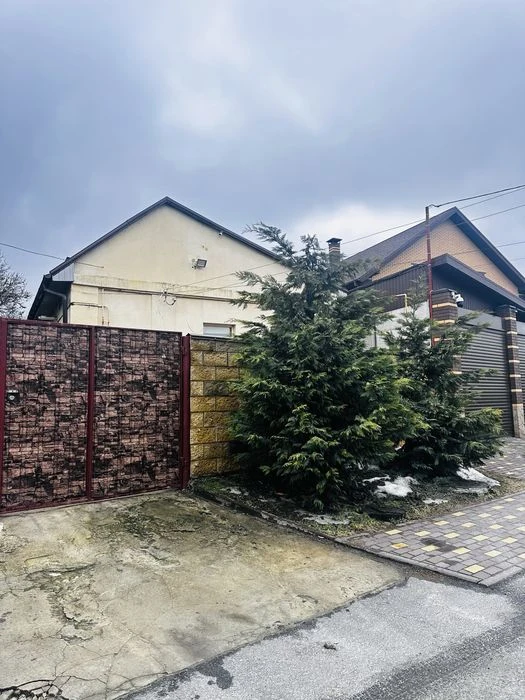 Продам будинок Перемога 57 м², 3 кімнати, ділянка 8,5 соток,