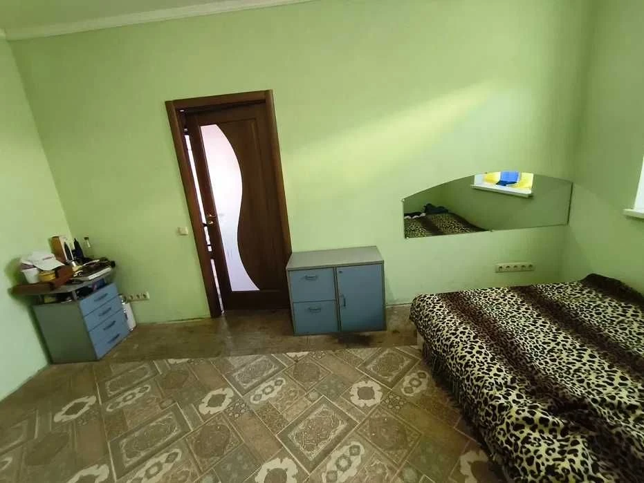 Продам 2 будинки на одній ділянці в Центрі