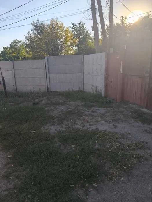 Продам 2 будинки на одній ділянці в Центрі