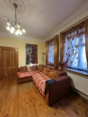 Продам отдельный  добротный дом 147 м2 в Центре  р-н ул Фило