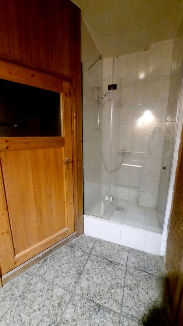 Продам будинок + басейн + сауна - Центр, Менора, Нагорка, Ля