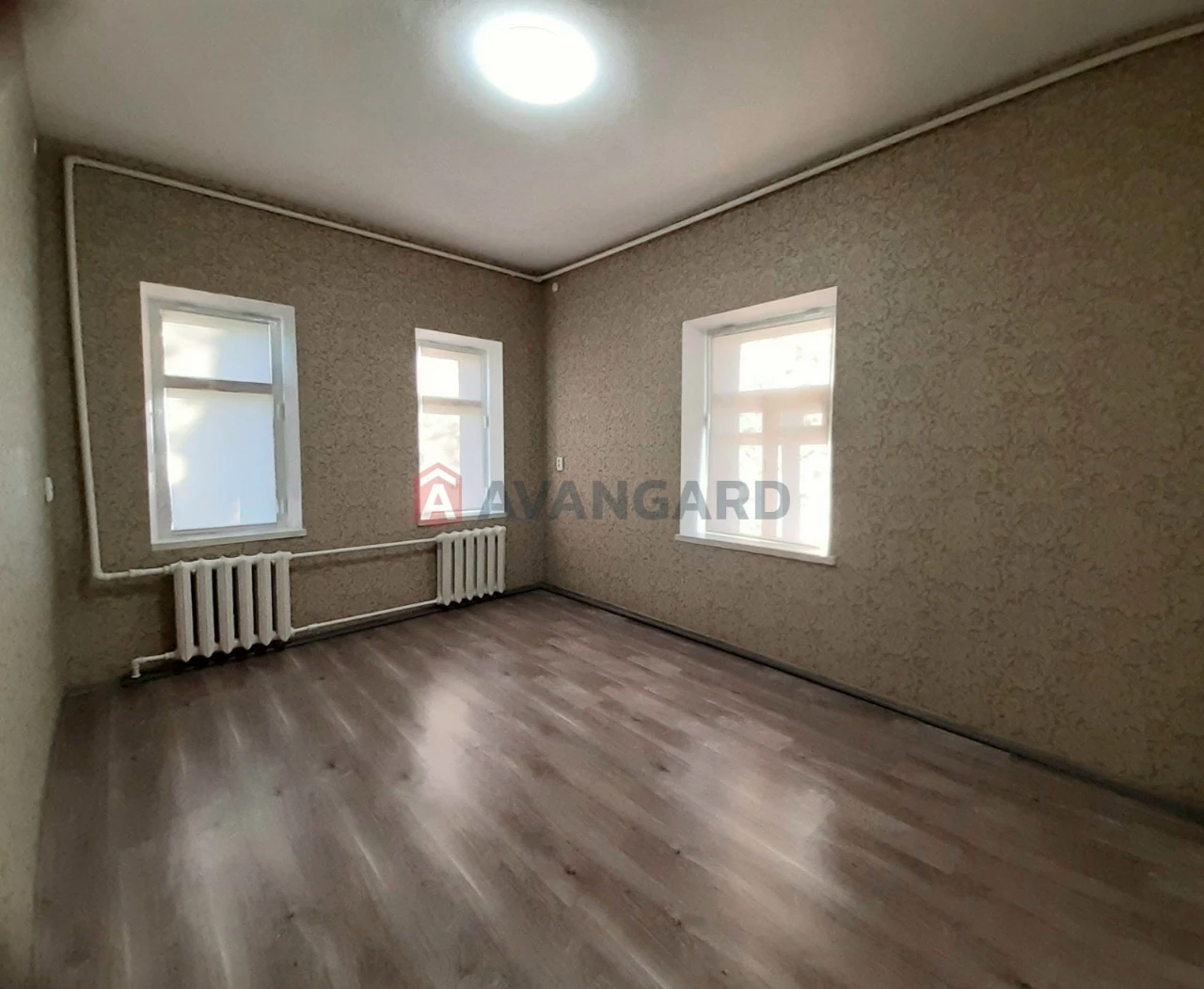 Продам шикарний Будинок з Євроремонтом 145м2 65000$