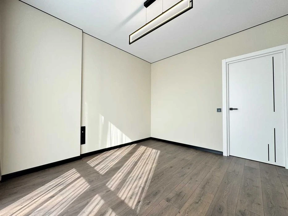Urgent! Fully furnished two-room apartment in the center of Ivano-