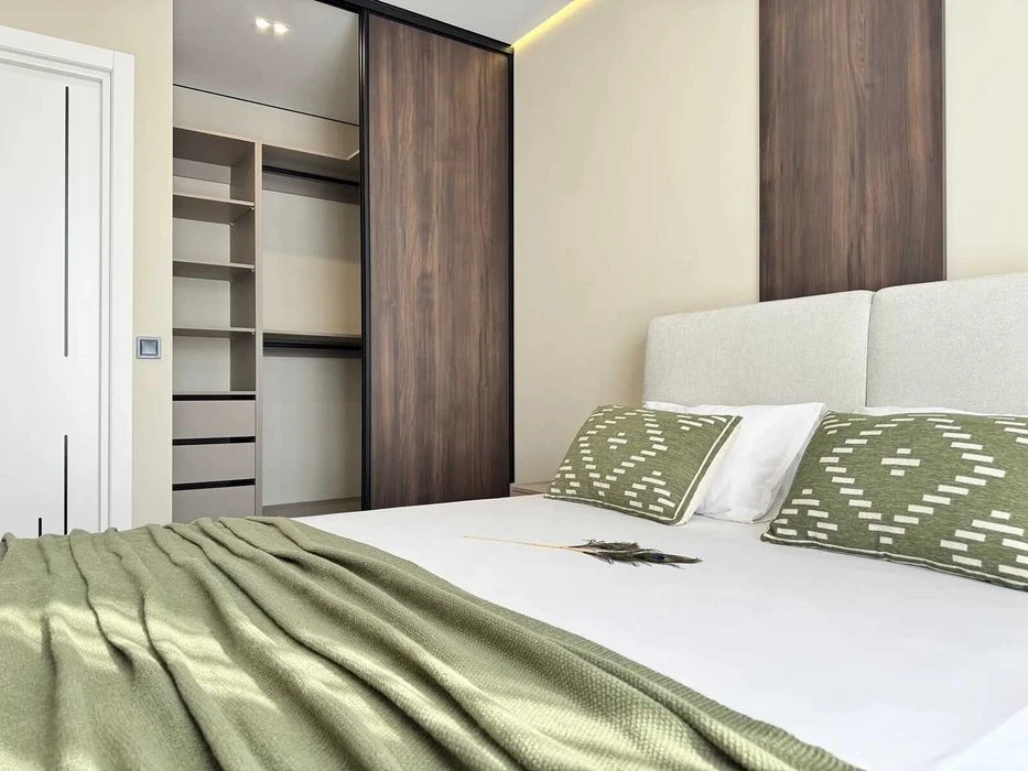 Urgent! Fully furnished two-room apartment in the center of Ivano-