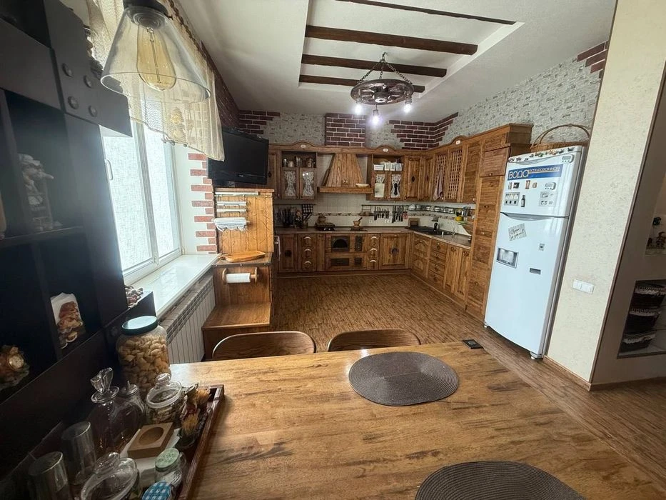 Продам ДОМ 5 ком 300м2 2 этажа Клочко Янтарная Калиновая Обр
