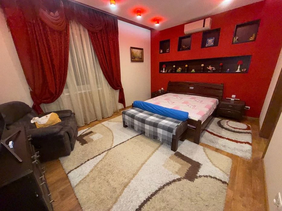 Продам ДОМ 5 ком 300м2 2 этажа Клочко Янтарная Калиновая Обр