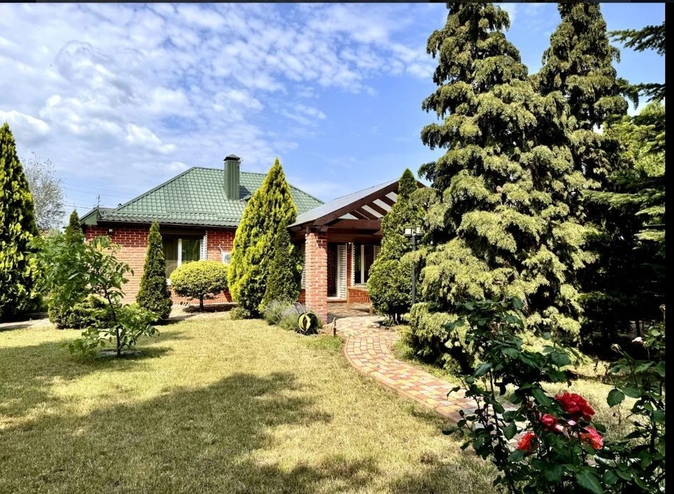 Продам шикарный дом 121 кв м, евроремонт, 4 комнаты, 12 сото