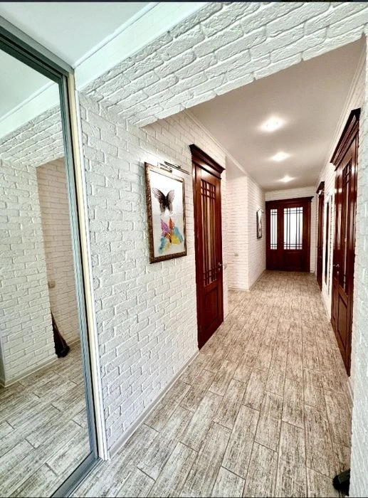 Продам шикарный дом 121 кв м, евроремонт, 4 комнаты, 12 сото