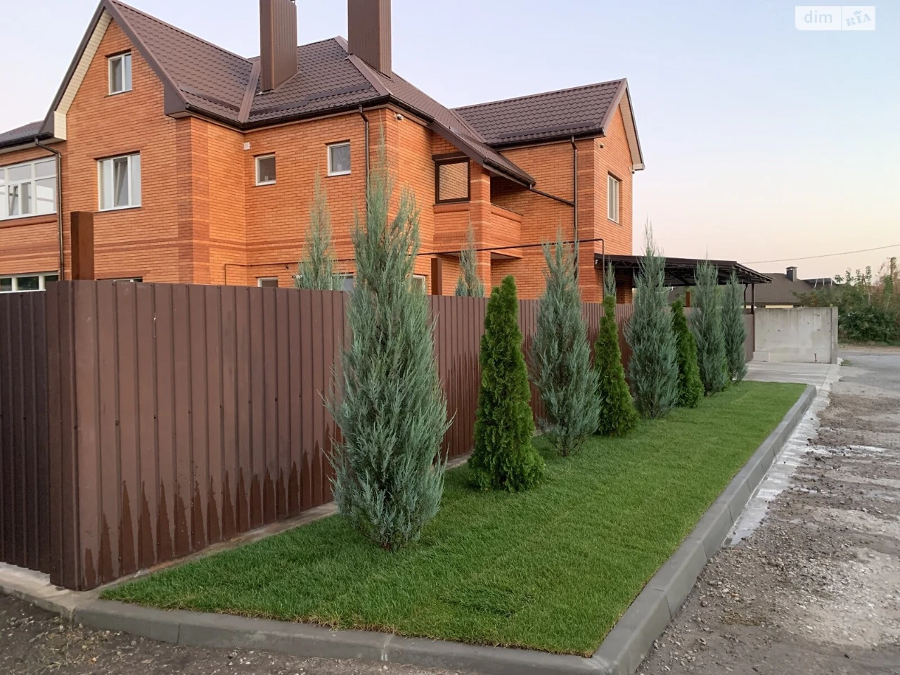 Продаж Дім 12 квартал