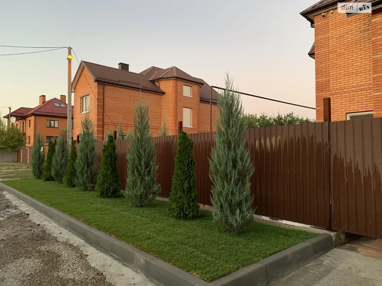 Продаж Дім 12 квартал