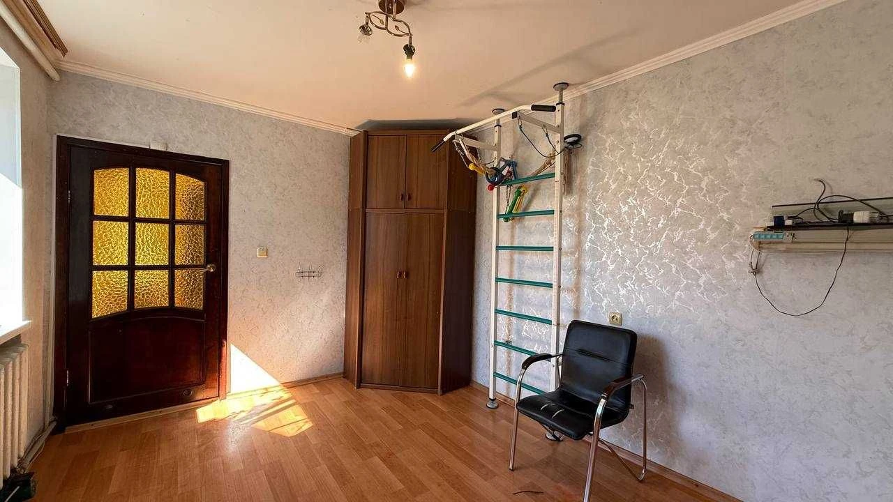 Дом на Слободке с госактом. 3 сотки . 2 дома Госпрограммы