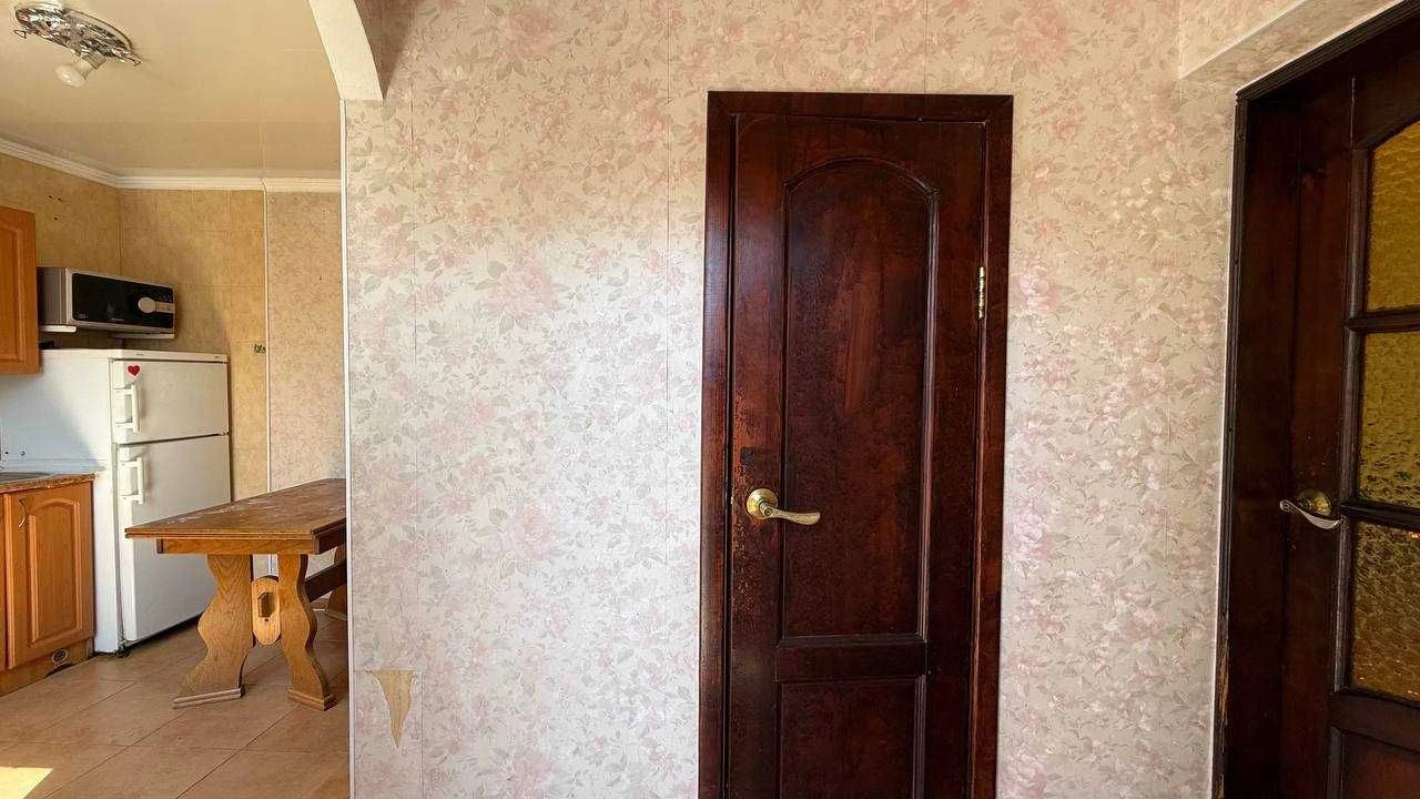Дом на Слободке с госактом. 3 сотки . 2 дома Госпрограммы