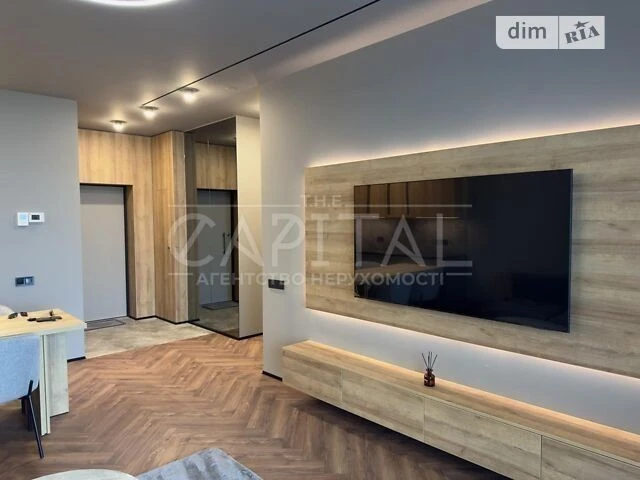 Sale of 2-room apartment 84 sq. m on 12 Ioanna Pavla II st. • ID
