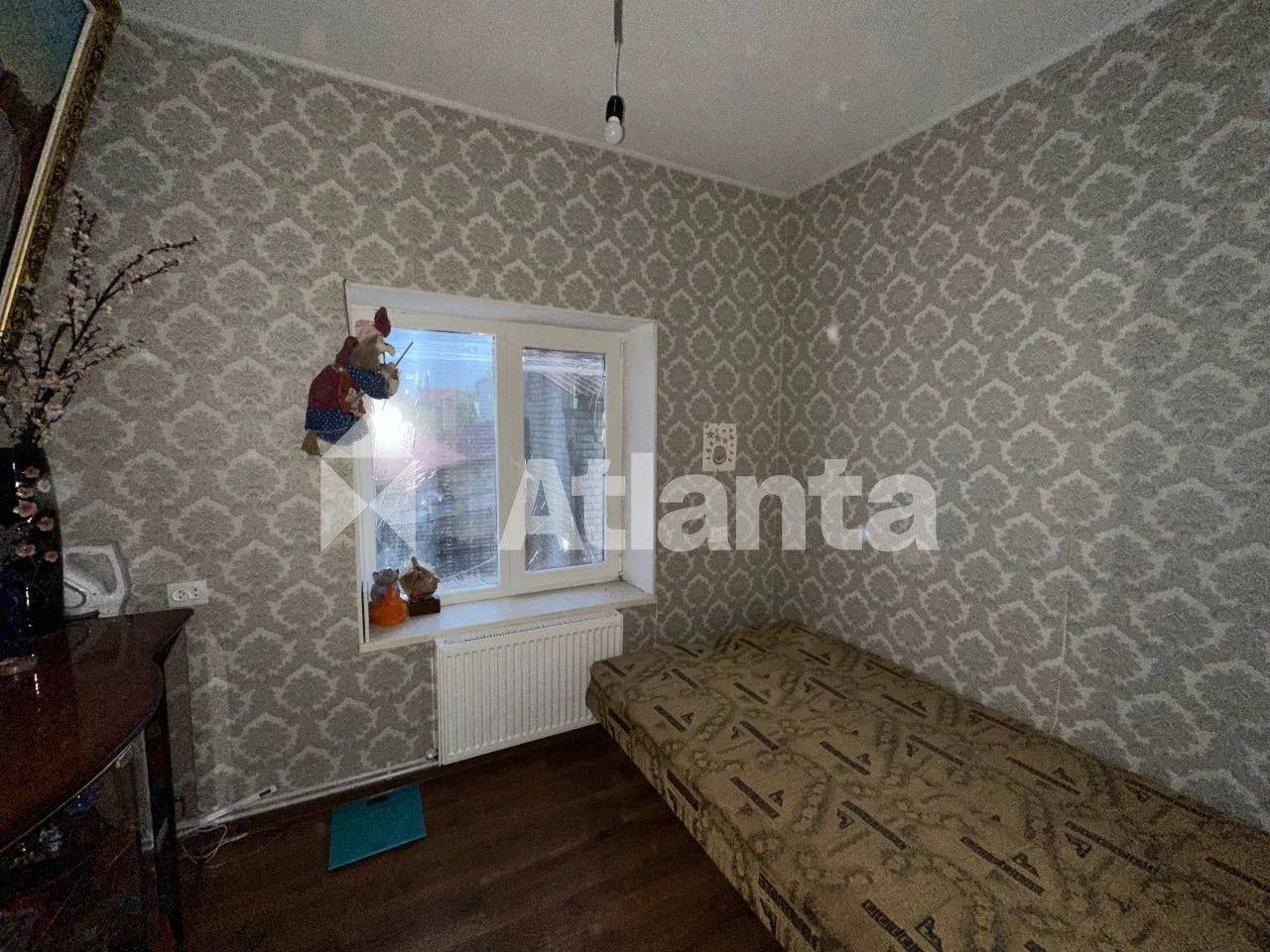 a good 2-storey house in a convenient location, near Malinovsk