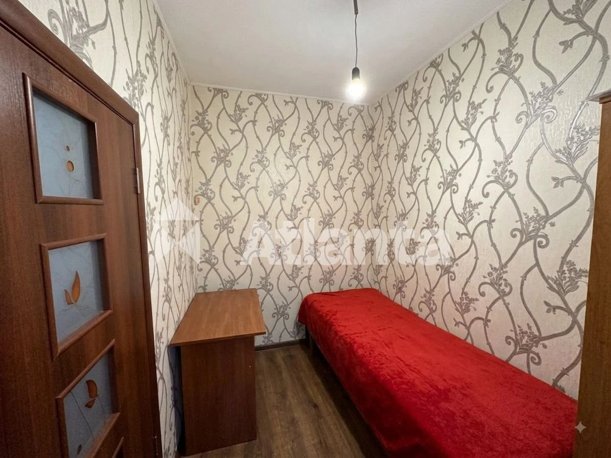 a good 2-storey house in a convenient location, near Malinovsk