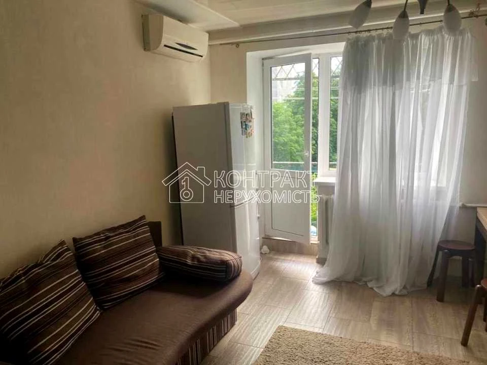 Apartment. Kharkiv, Vartovykh Neba St. (Tobolskaya)