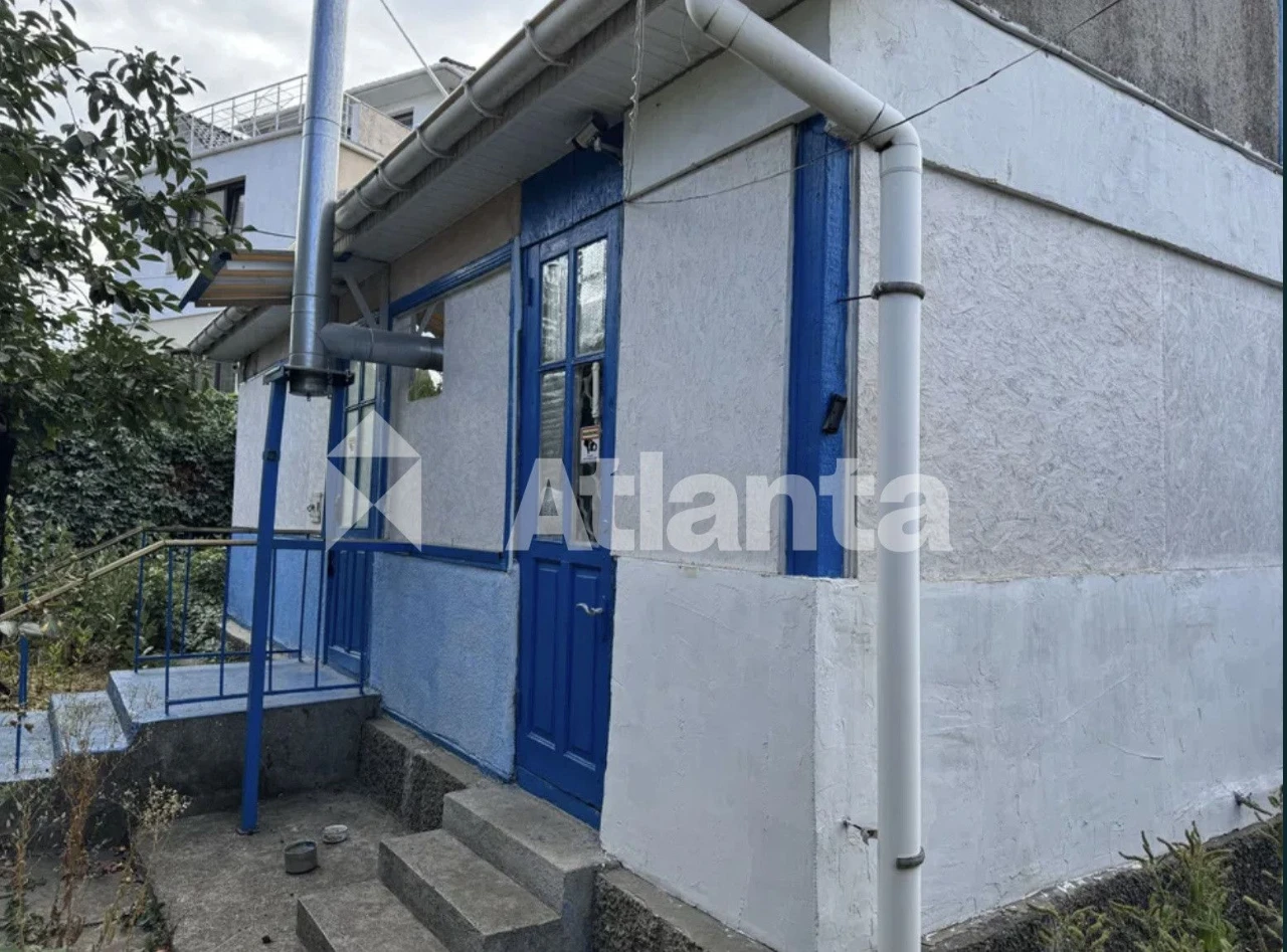 Продам два смежных участка общей площадью 13 соток в Аркадии.