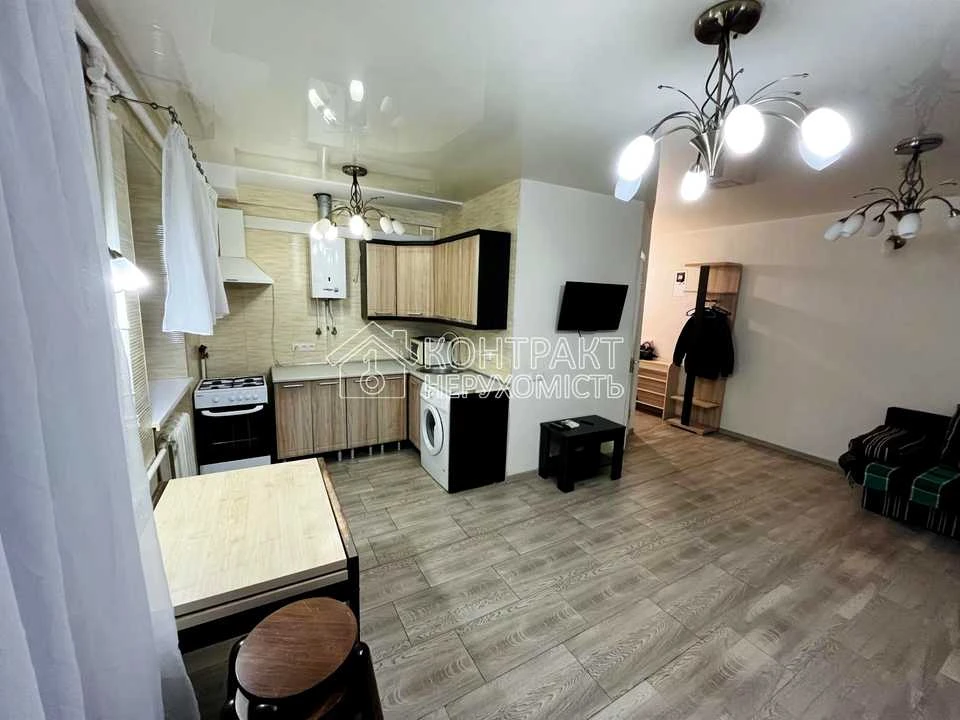 Apartment. Kharkiv, Vartovykh Neba St. (Tobolskaya)