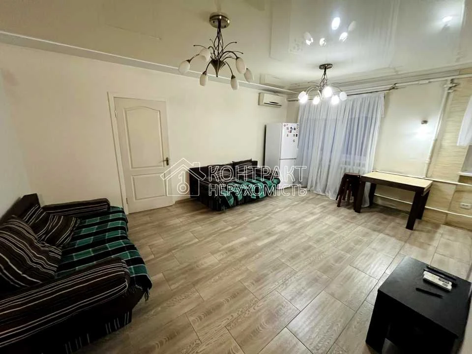 Apartment. Kharkiv, Vartovykh Neba St. (Tobolskaya)