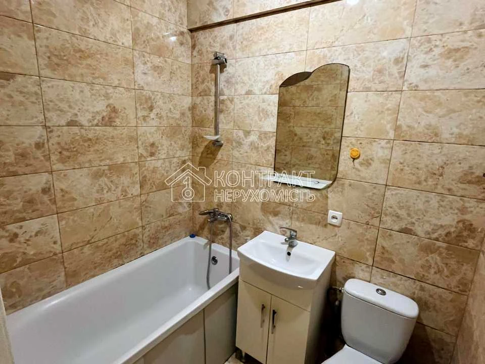 Apartment. Kharkiv, Vartovykh Neba St. (Tobolskaya)