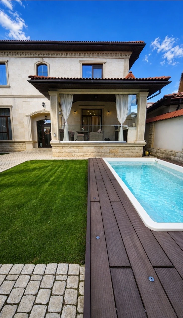NEW HOUSE for sale in Sauvignon, 4.7 acres, 230m²