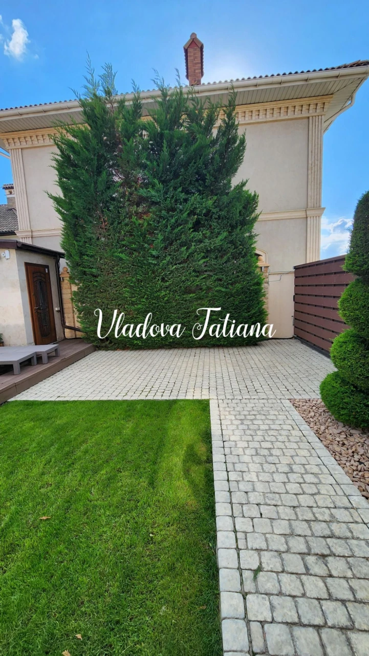 NEW HOUSE for sale in Sauvignon, 4.7 acres, 230m²