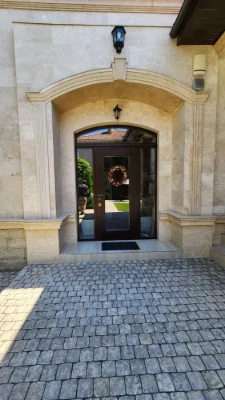 NEW HOUSE for sale in Sauvignon, 4.7 acres, 230m²