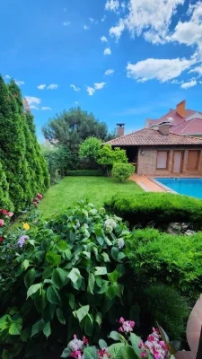 Luxury house in Sauvignon
