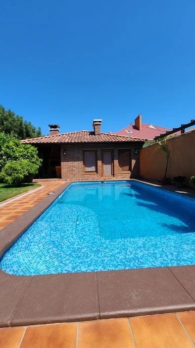 Luxury house in Sauvignon