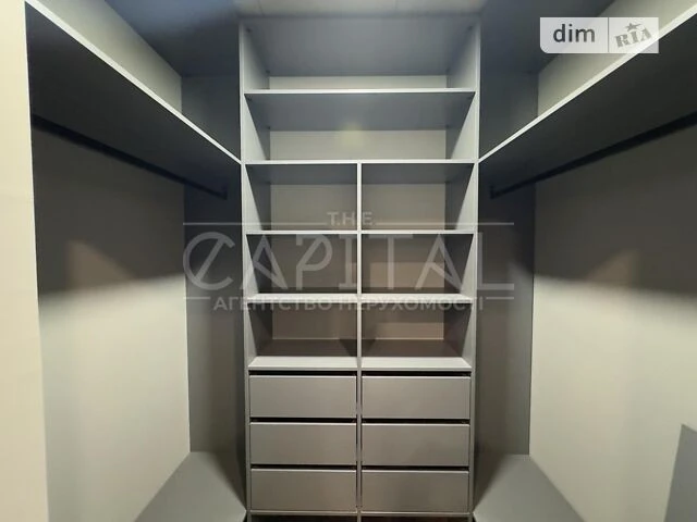 Sale of 2-room apartment 84 sq. m on 12 Ioanna Pavla II st. • ID