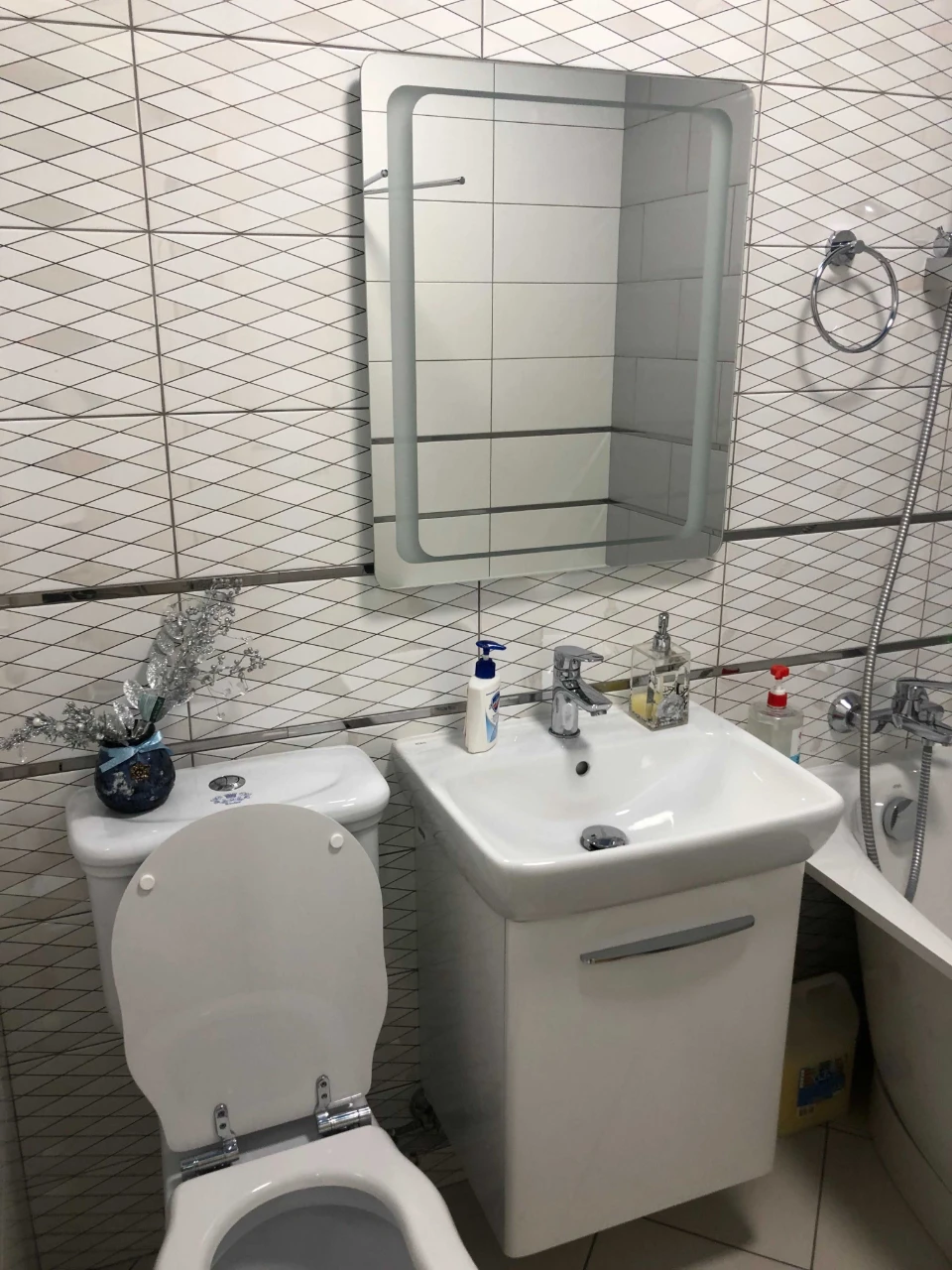 Продам 4х комнатную квартиру