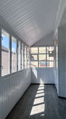 Продаж квартири-студії в самому центрі міста з власним входо