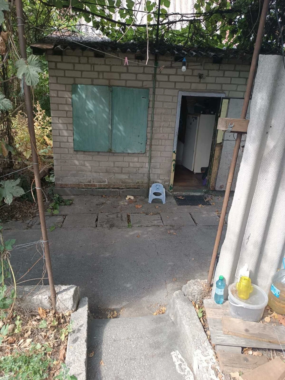 Summer cottage for sale, Right Bank