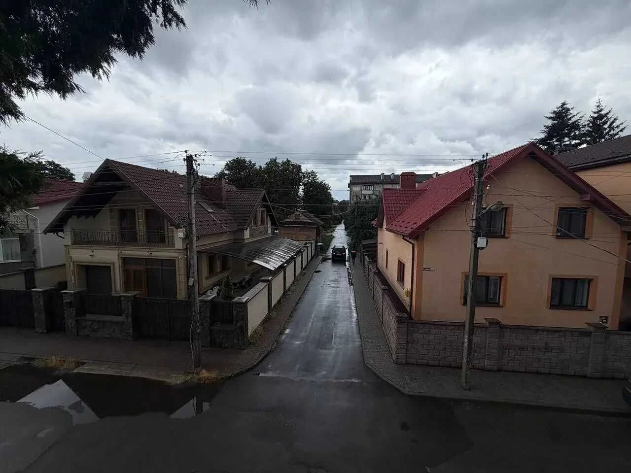 Продаж 2х поверхового будинку в центрі міста